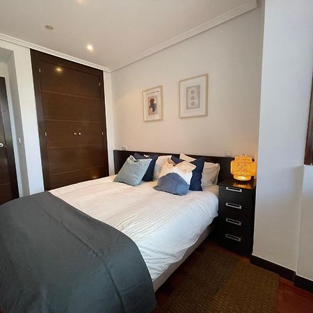 Atuaire Home Vivienda B Luminosa Parking Incluido En Plena Calle Comercial Burgo Exteriör bild